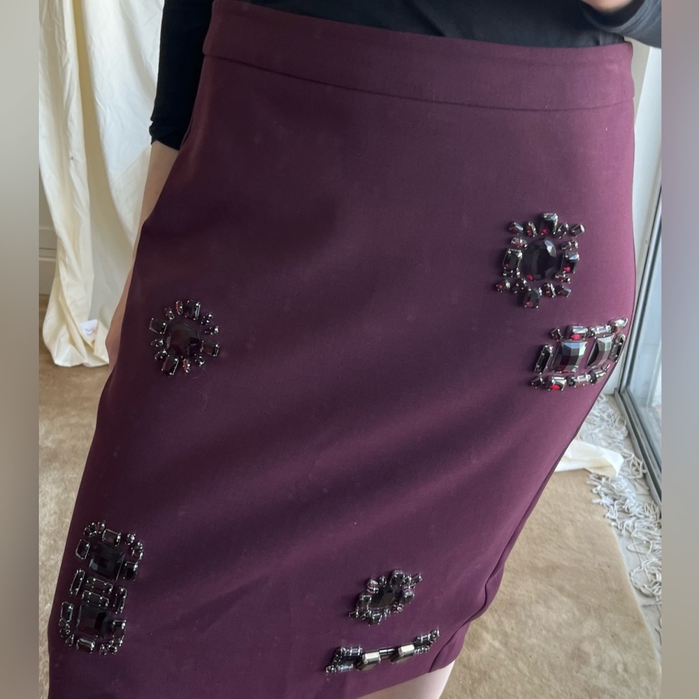 TRINA TURK embellished maroon skirt. Size 4